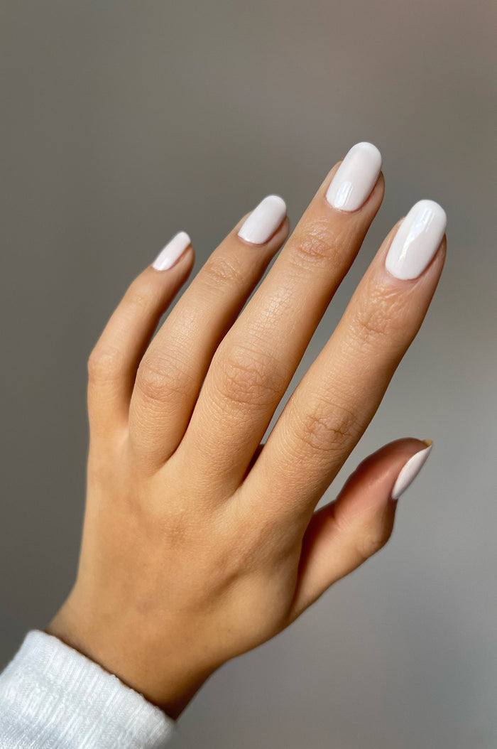 Almond Nail Lacquer