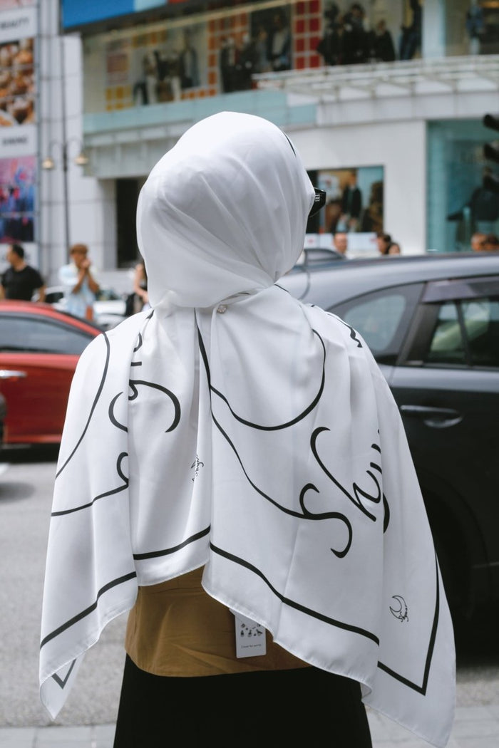 Versatile Minimalist Printed Hijab