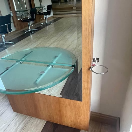 Cherrywood Hairdressing Wall Mounted Dressout