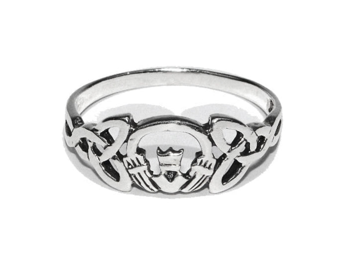 Sterling silver Claddagh crown ring, front view