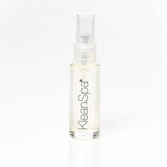 Cologne (4% Fragrance): Aura