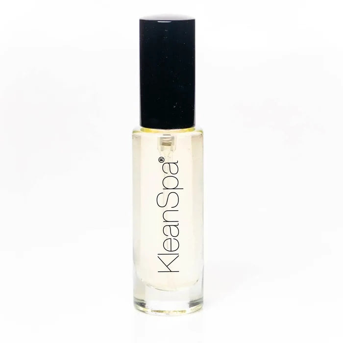 Cologne (4% Fragrance): Aura