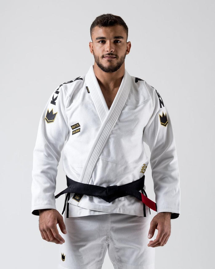 Kingz Comp 450 V6 Gi - White - Full Body Front View Male Athlete Black Belt Gold Crown Badge Shoulder Patches KINGZ Text Collar Durable Weave Jiu Jitsu Gear Training Gi [color:White]