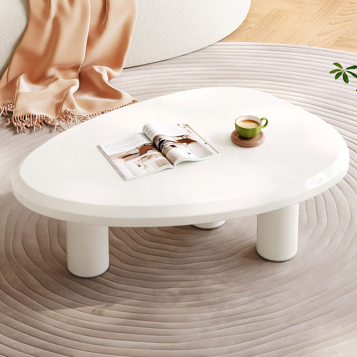 Guyii Modern Sculptural Triangle Coffee Table in Off-White – Curved Minimalist Center Table for Living Room