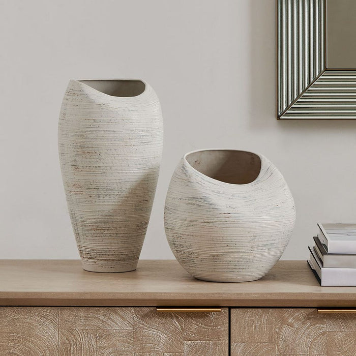 Inara Indoor/ Outdoor Vase