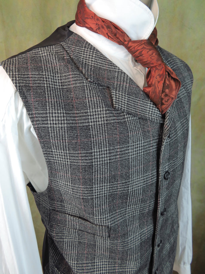 Men's Notch Vest - Pewter Grey and Wine Glen Plaid #540