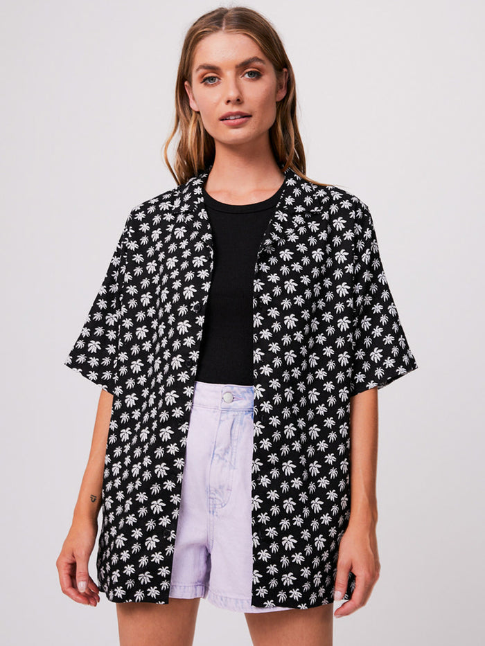 Pascale - Unisex Hemp Cuban Short Sleeve Shirt | Black-Image 2