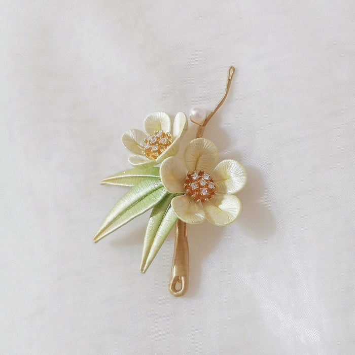 Plum Blossoms and Bamboo Handmade Brooch - Silk Brooch(Chanhua)