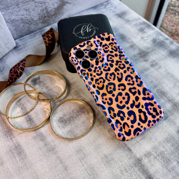 Safari Chic Wavy Luxe MagSafe Case for iPhone