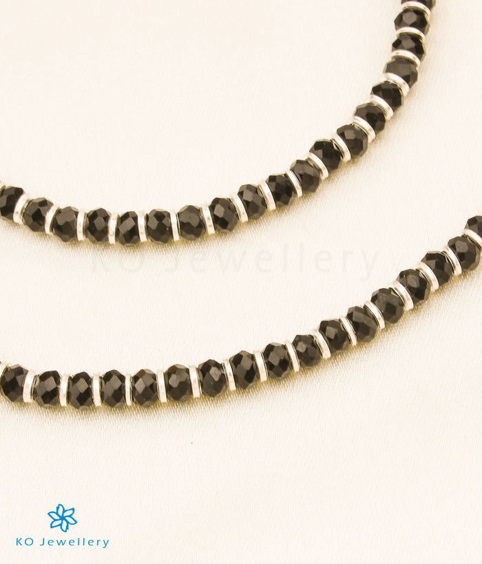 The Eshita Silver Black Bead Nazariya Anklets