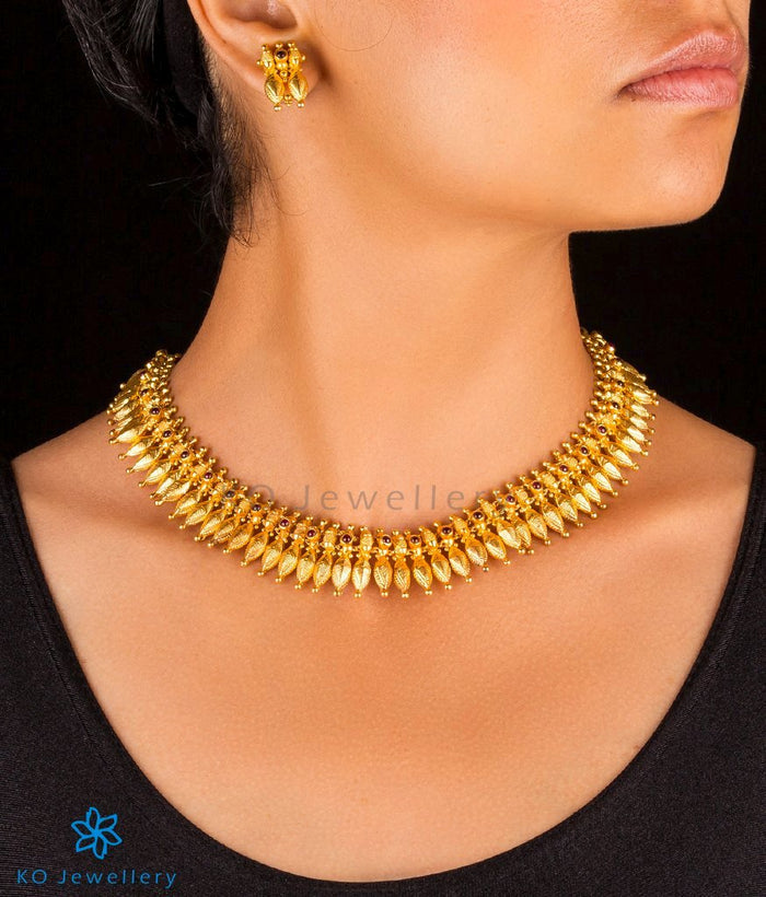 The Mallika Silver Necklace & Earrings