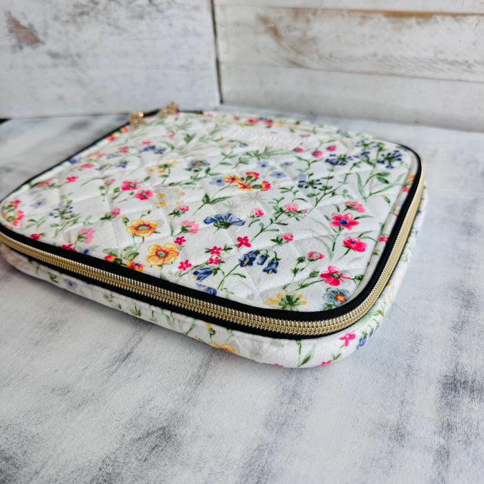 Wildflowers Plush & Pretty Fancy Band Storage Case
